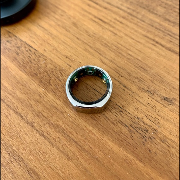 Oura Heritage Gen 2 Ring - Picture 1 of 4